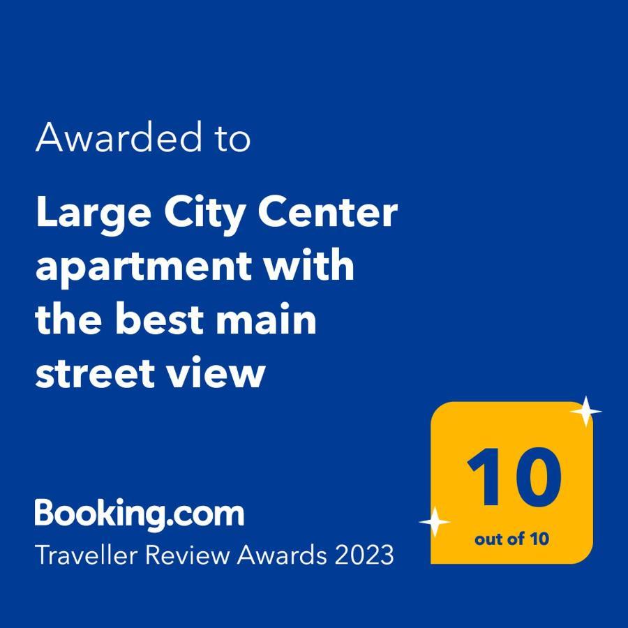 The Best Location Salon Apartment With Main Street View サラエヴォ エクステリア 写真