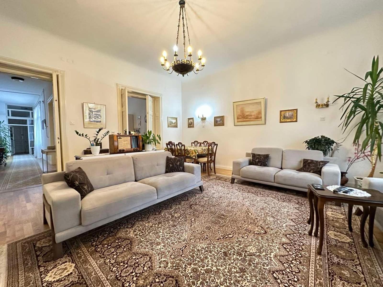 The Best Location Salon Apartment With Main Street View サラエヴォ エクステリア 写真